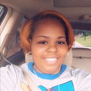 Meet your Posher, Sabrina